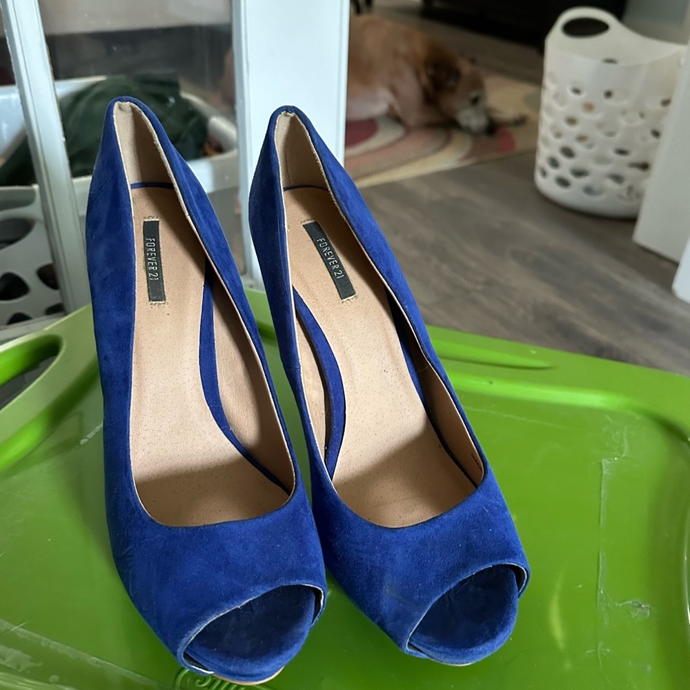 Blue stiletto